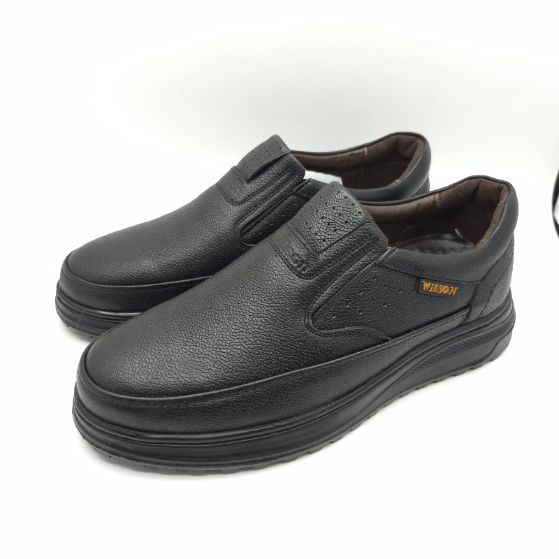 Slipper with medical leather sole