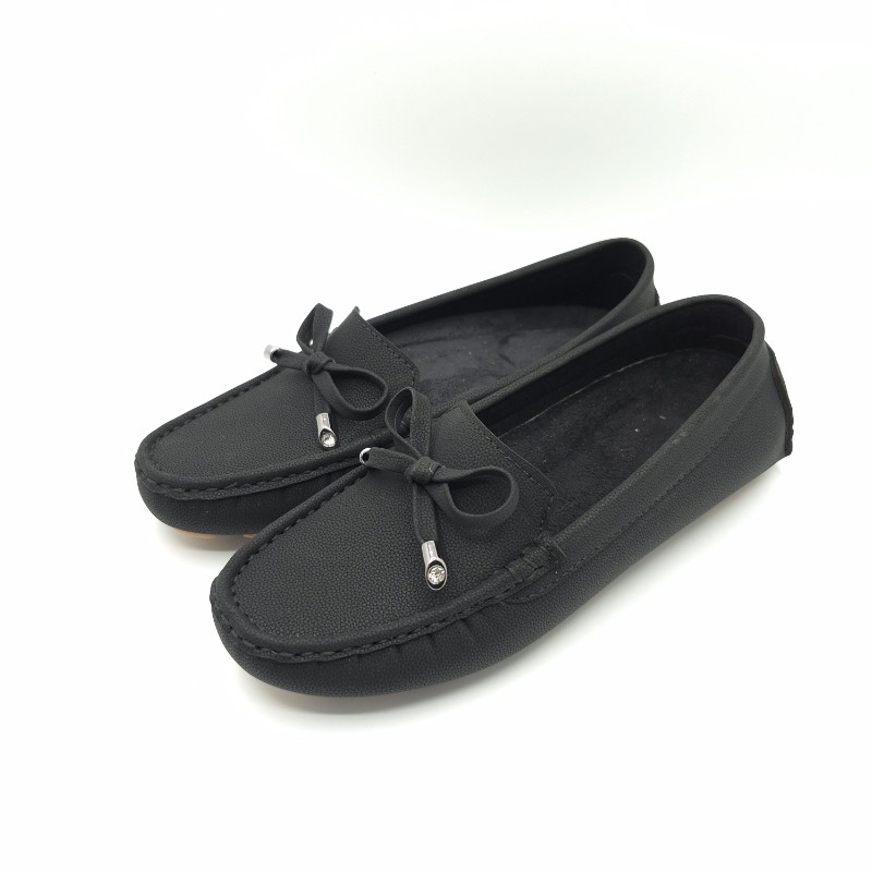 Bow tie with insole