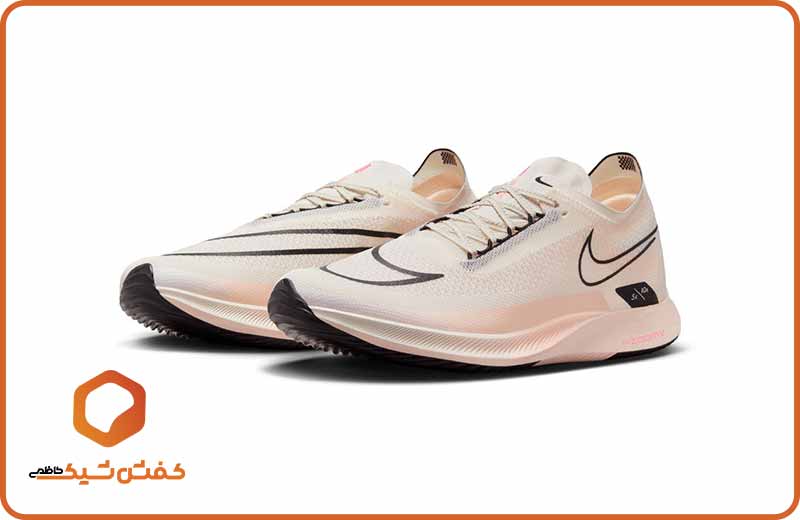 کفش Nike ZoomX Streakfly یکی از بهترین کفش های رانینگ نایک