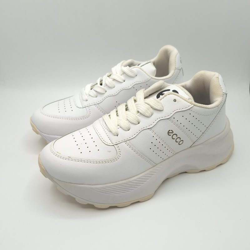 کفش اسپرت زنانه اکو رنگ سفید