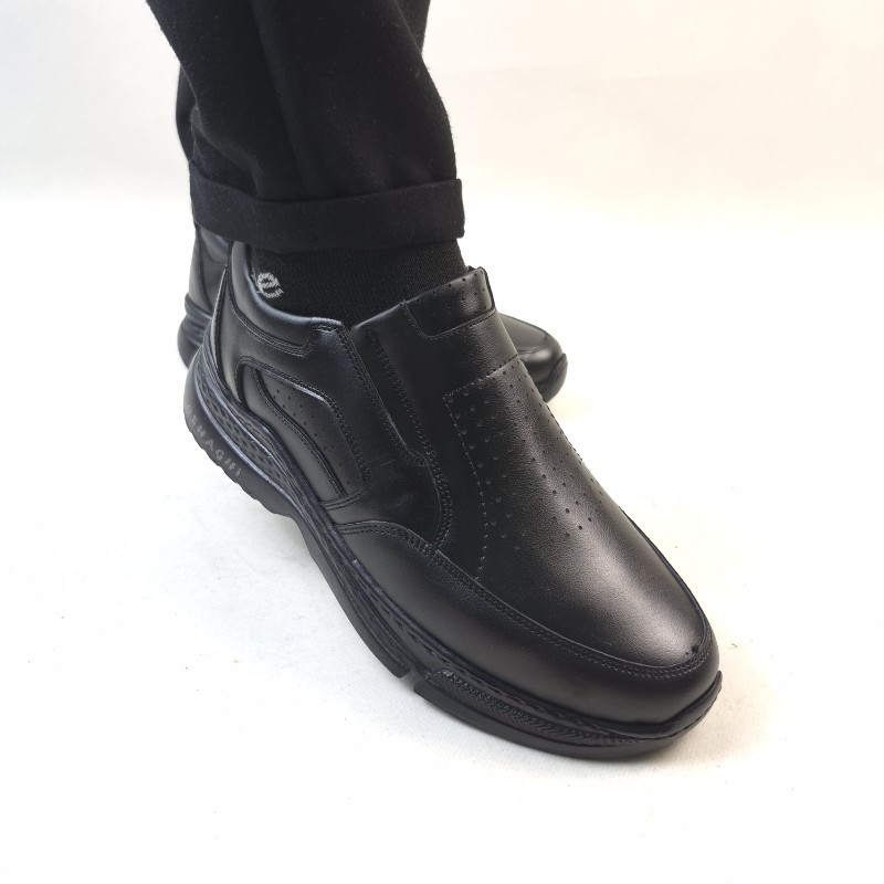 کفش اسپرت مردانه چرم ساده