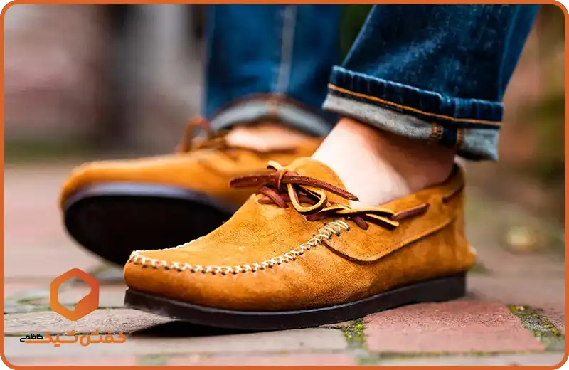 کفش موکاسین یکی از نام انواع کفش